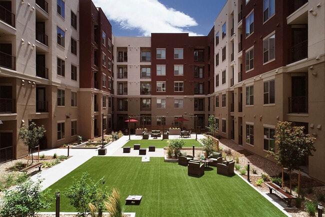 Building Photo - Luxe at Mile High Rental