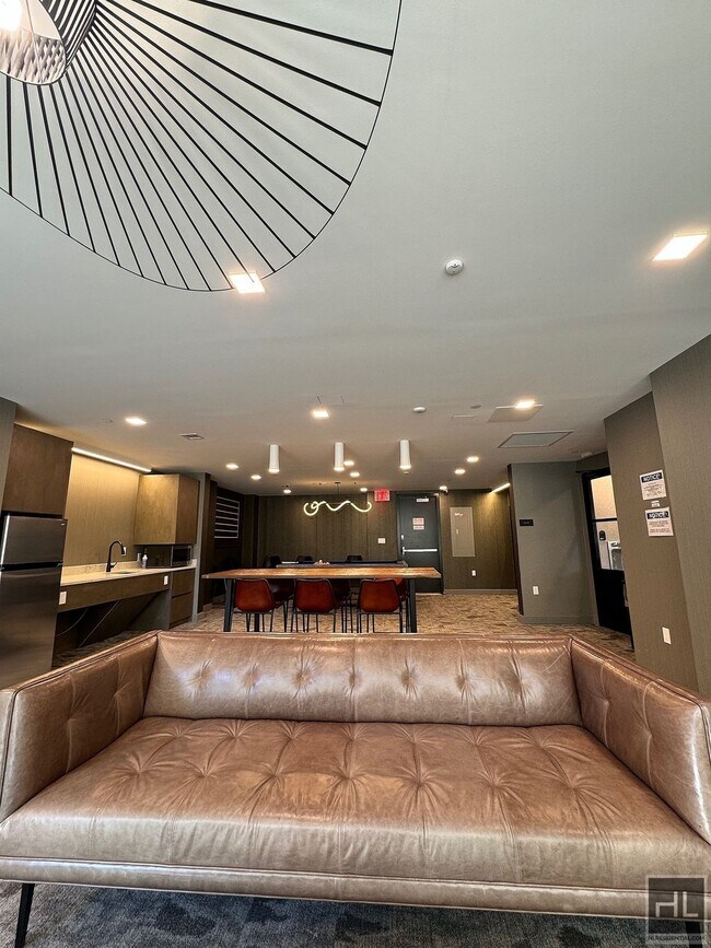 Photo - NORTHERN BOULEVARD Unidad 7G