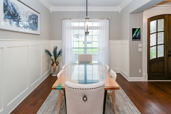 Photo - 71 Natures Ridge Way SE