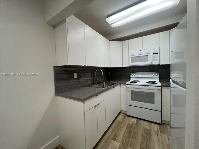 Photo - 5644 W 25th Ct Unit 5644
