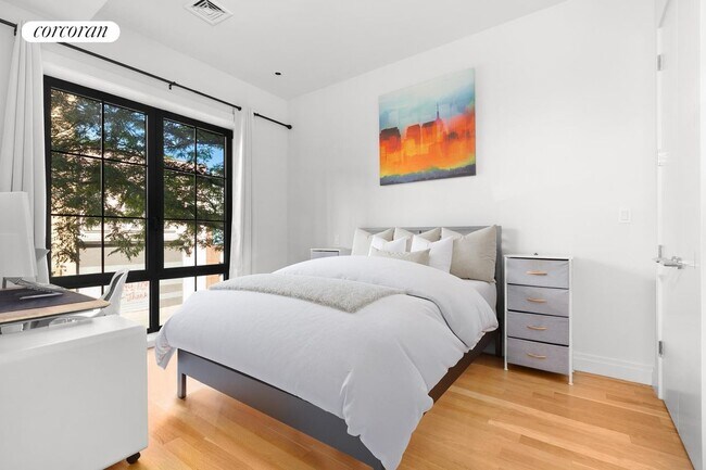 Photo - 182 Concord St