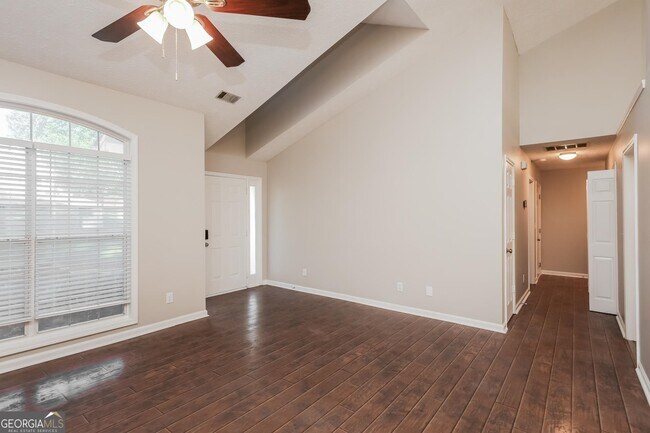 Photo - 525 Flintlock Dr Casa