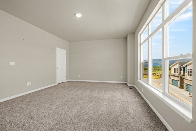 Photo - Luxury 4 Bed Townhouse with Amazing City and Mt Views on Westside
