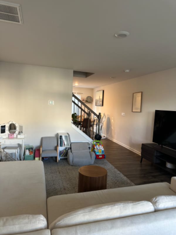 Photo - 45 Benedict Ln