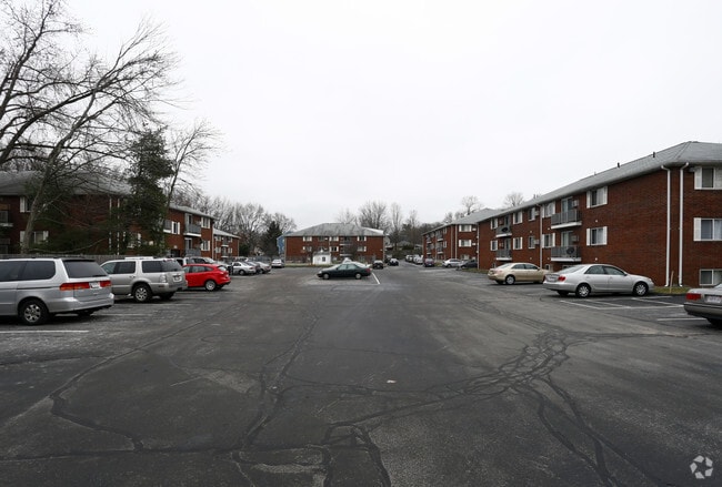 Photo - IMPERIAL GARDENS