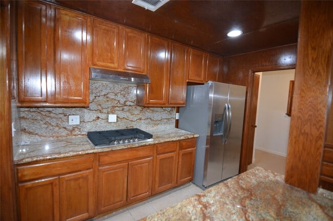 Photo - 906 Arrow Lake Dr