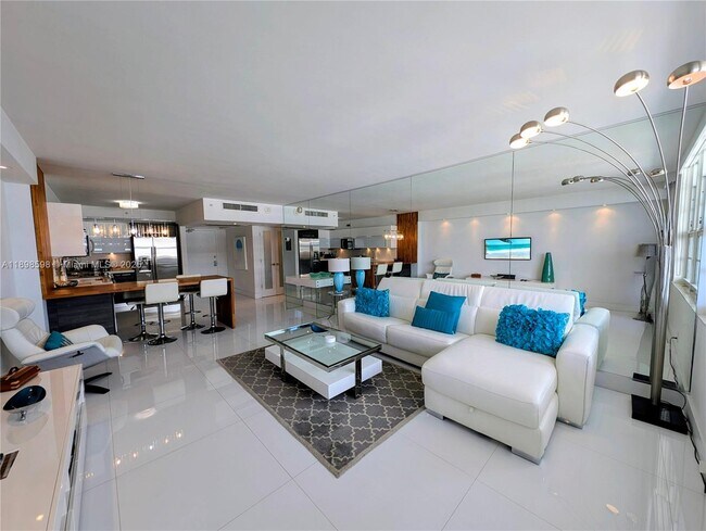 Photo - 100 Lincoln Rd Unidad 1008