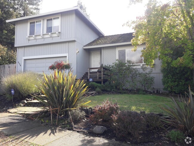 Building Photo - 4836 Parktrail Dr Rental