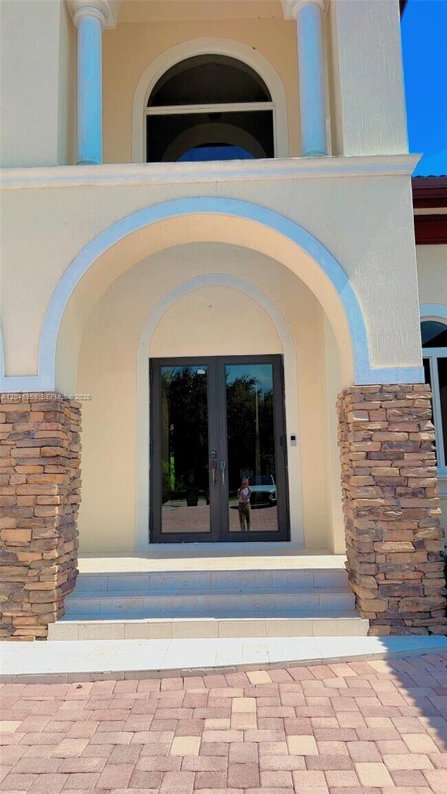 Photo - 12802 Grand Oaks Dr