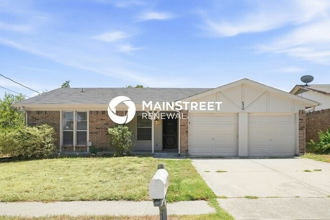 3 Bedroom Pet-Friendly Home in Watauga, TX with Main Street Renewal