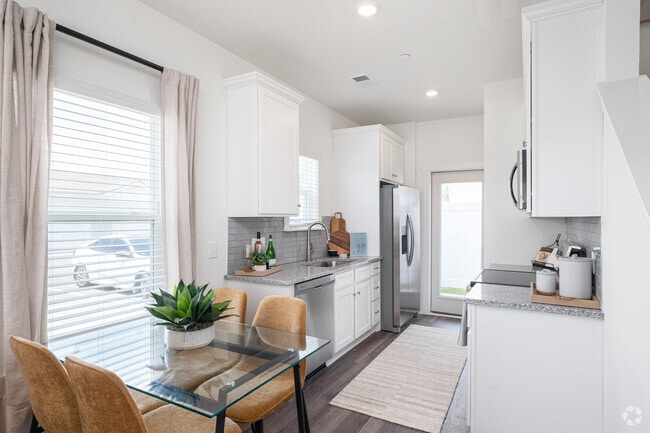 Mulberry - 3BR, 2.5BA - 1295SF - Kitchen