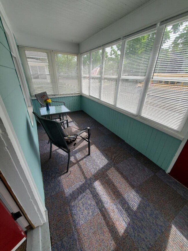 Photo - 1417 Race St