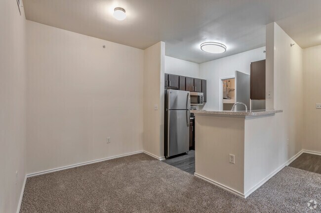 1BR, 1BA - 751 SF A2R - Dining Area - The Park on Forum