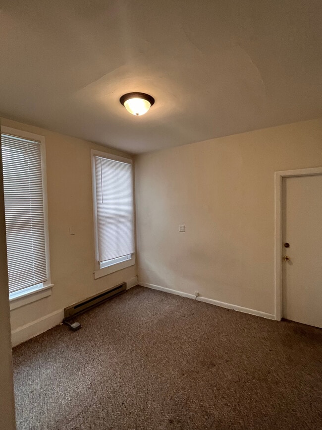Photo - 133 E Gorham St