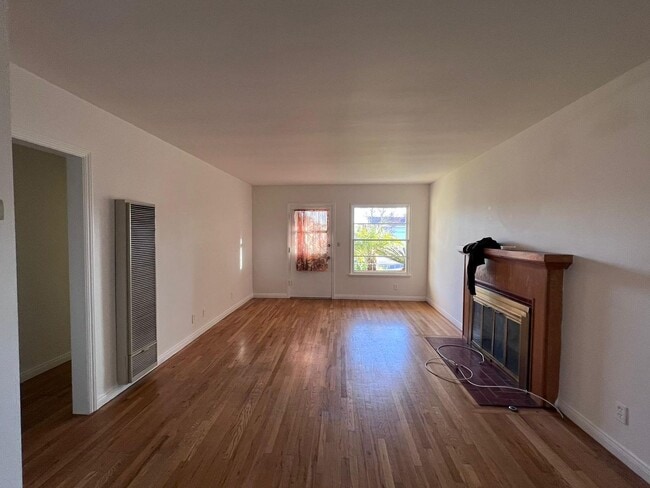 Showing Times: to schedule a viewing, plea... - Showing Times: to schedule a viewing, plea... Casa