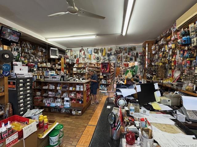 Photo - 85-21 Grand Ave