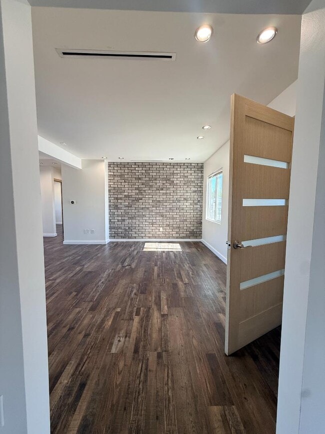 Photo - 13851 Santa Ana Ave