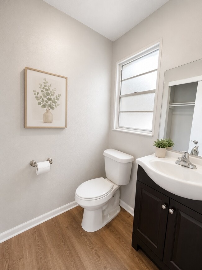 Photo - 2965 Sunset St