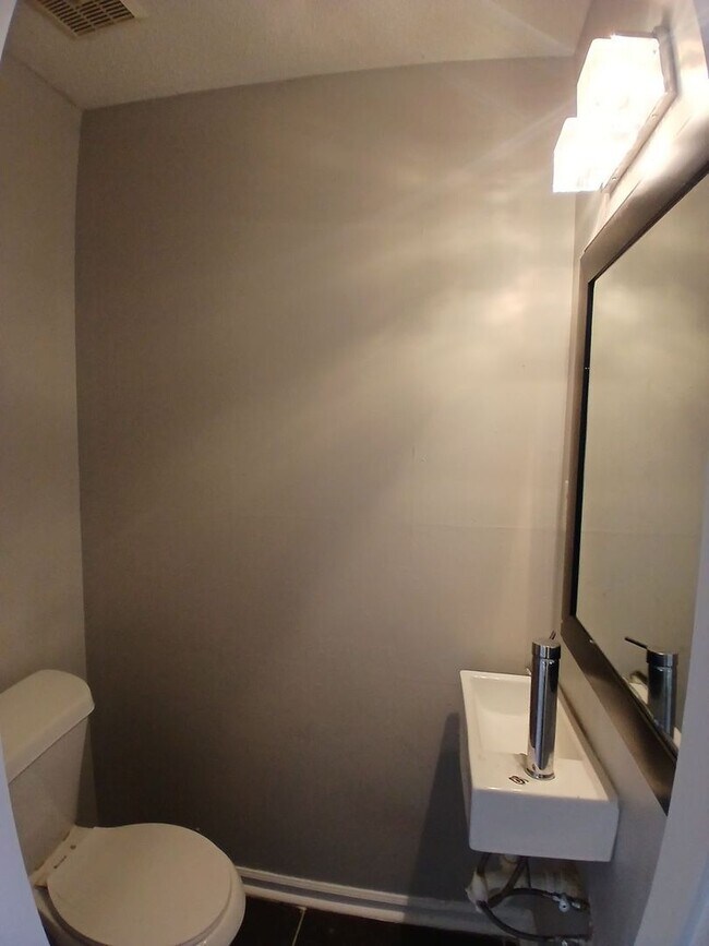 Photo - Updated 2 Bedroom 1.5 Bath Townhome