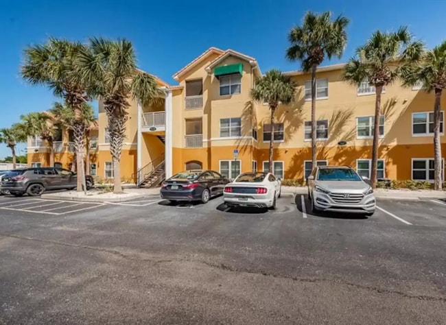 Building Photo - Stunning 1-Bedroom Condo in Seminole – Jus...