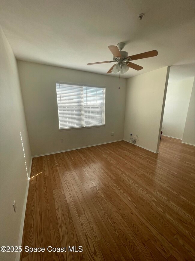 Photo - 5692 Star Rush Dr Unit 203