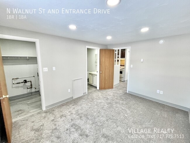 Photo - 312 N Walnut St