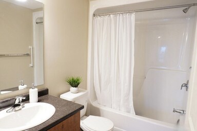 Photo - Aberdeen Place