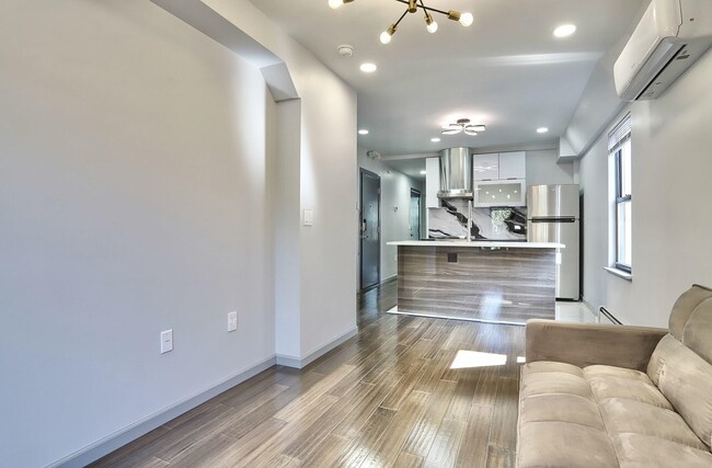 Photo - 232 1st St Unidad 2 Rental