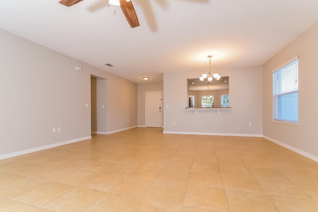 Photo - 16012 Yelloweyed Dr