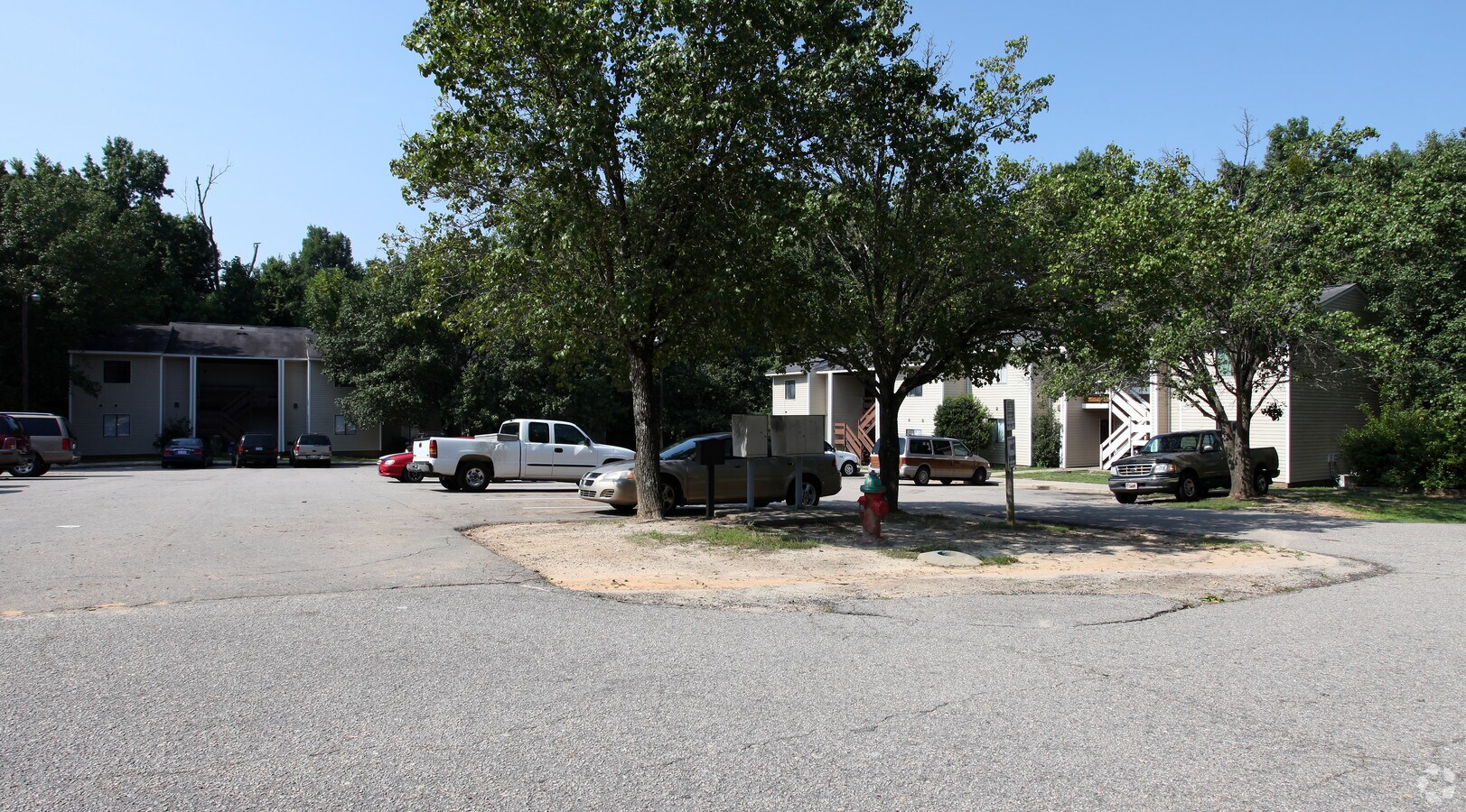 Photo - Knightdale Manor East