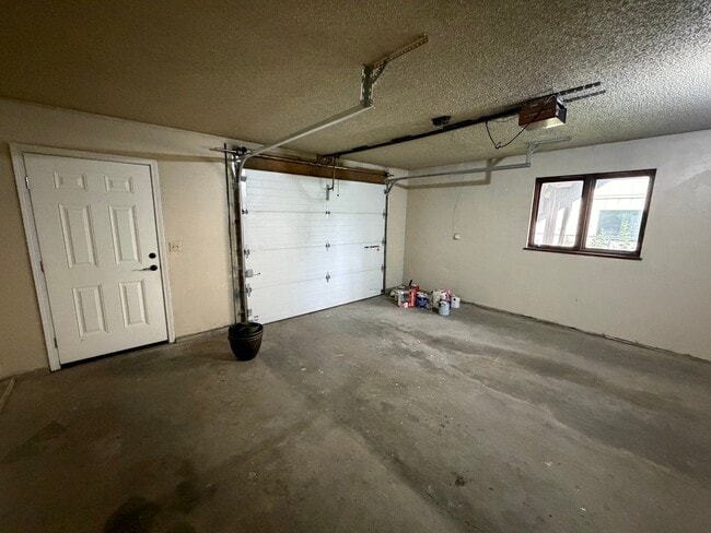 Photo - 305 Cindy Dr Unit A