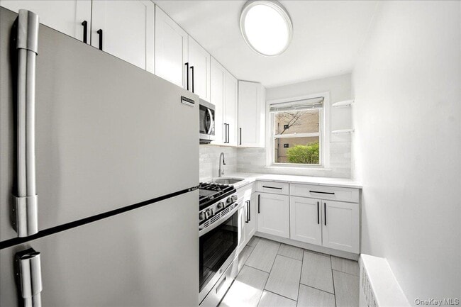 Photo - 12 Wainwright Ave Unit 1B