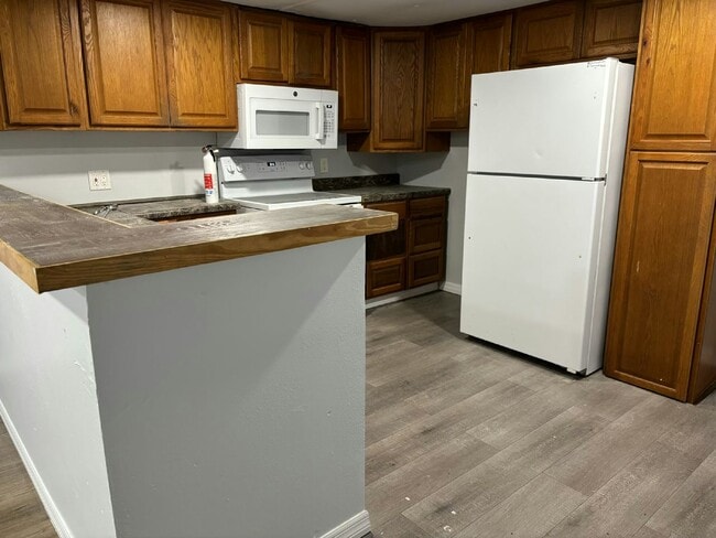 Photo - 11240 N Northwood Dr