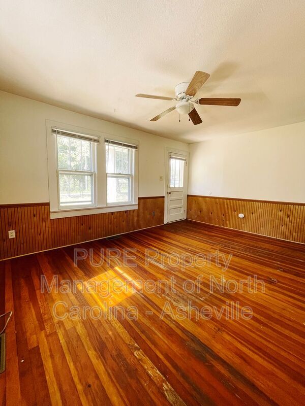 Photo - 804 Reservoir Rd