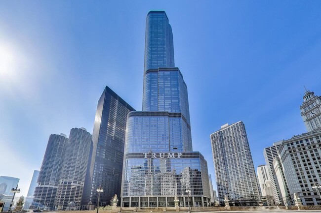 Photo - 401 N Wabash Ave House