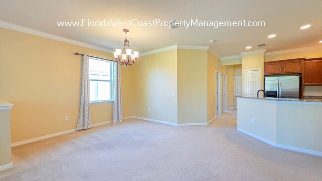 Photo - MOVE IN READY! OUTSTANDING UNFURNISHED CONDO IN STONEHAVEN SARASOTA!