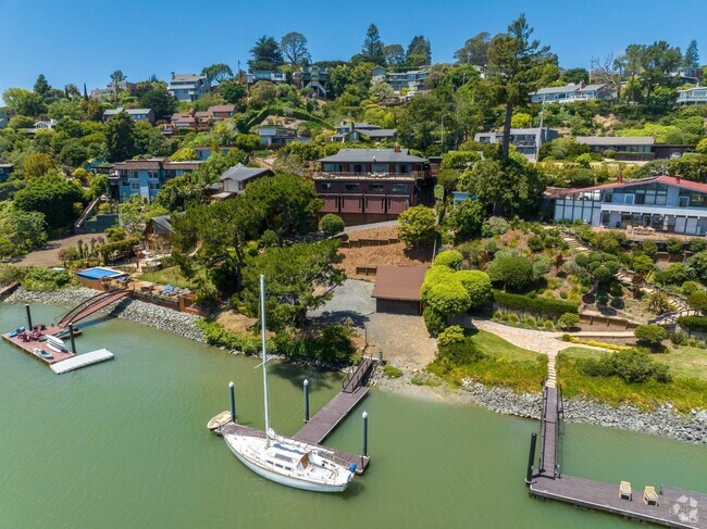 Building Photo - Water Front Luxury Home with Deep Water Dock