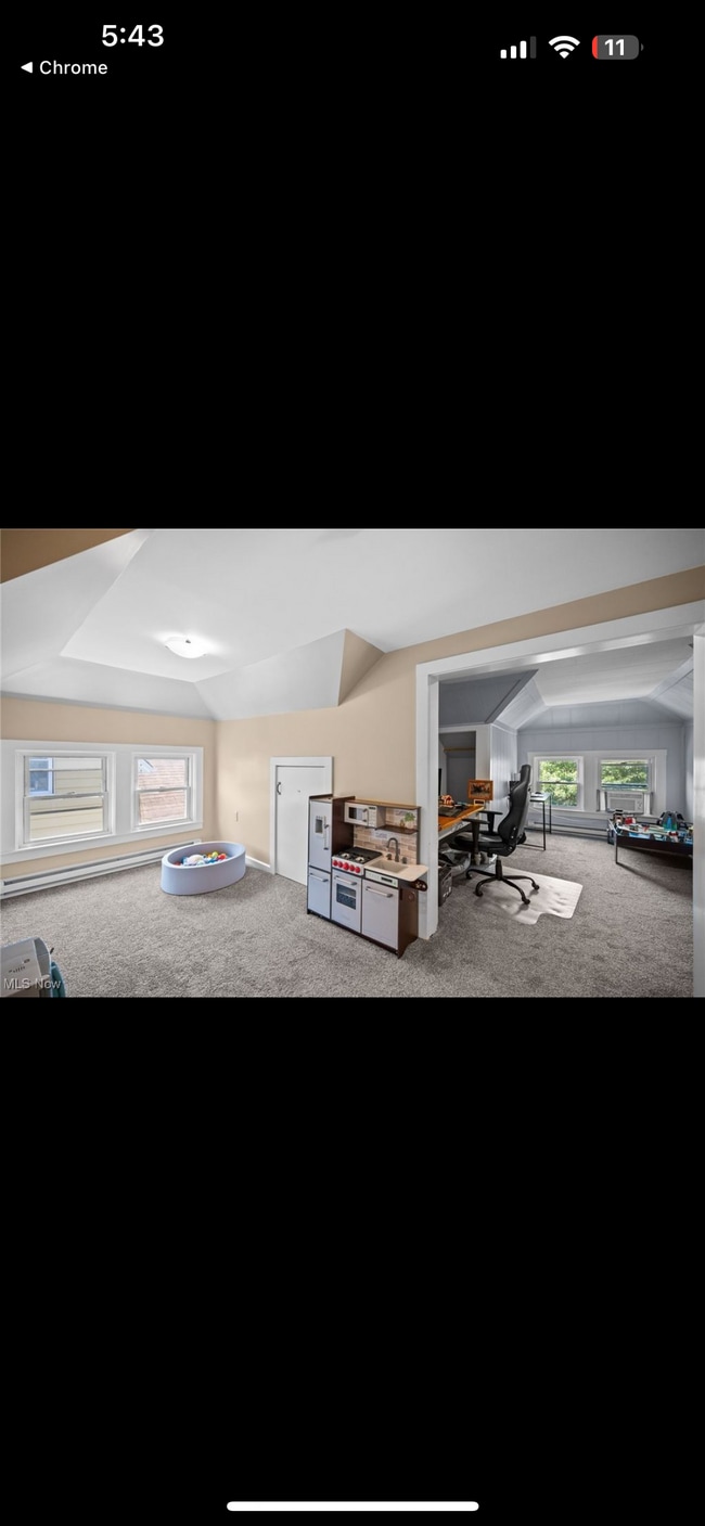 Photo - 1303 W 102nd St