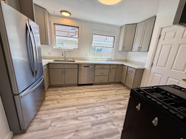 Photo - 116 28th Ave