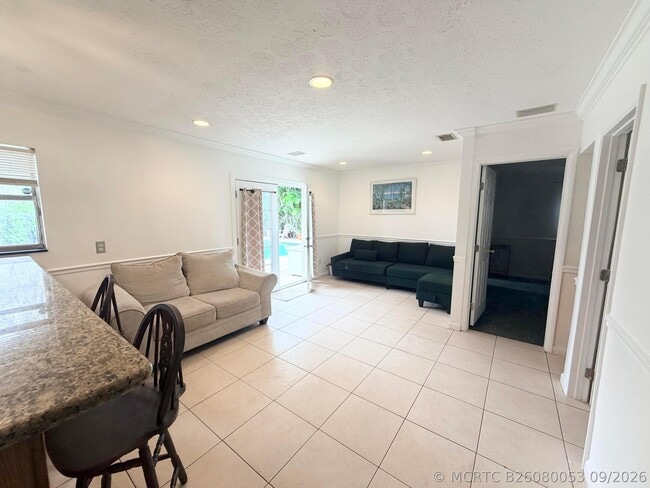 2855 Boston Ct
