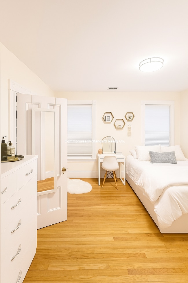 Photo - 48 Ashford St Unit 2A