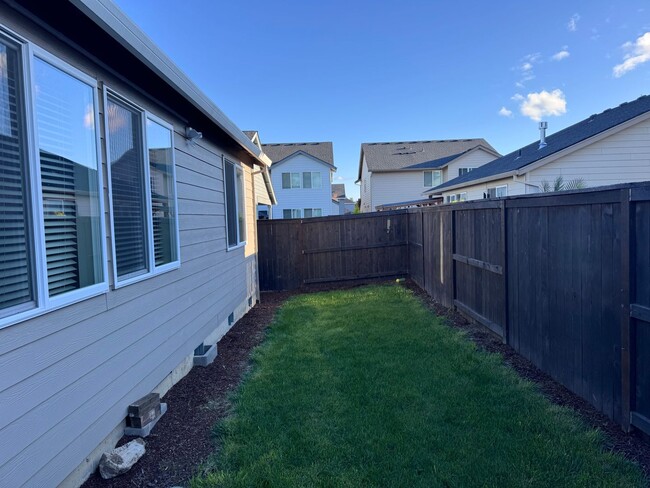 Photo - Beautiful Modern | ONE LEVEL 4BD | 2 BA | Single Family Home | Laurel Woods Community Located In ...