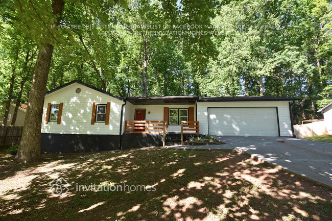 Building Photo - 4091 Wrexham Dr SW