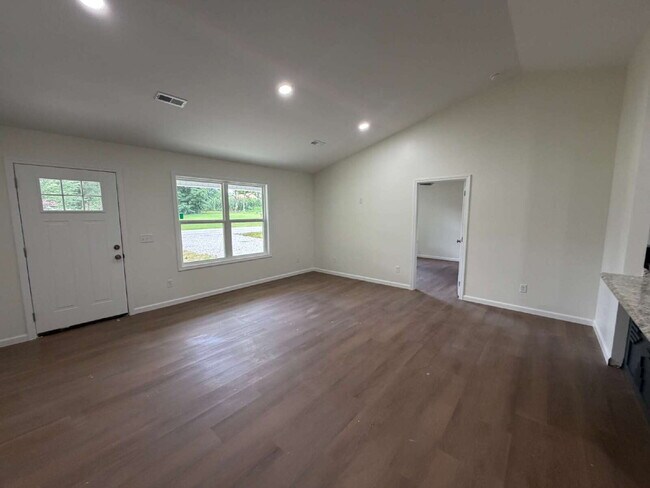 218 Peter Ave