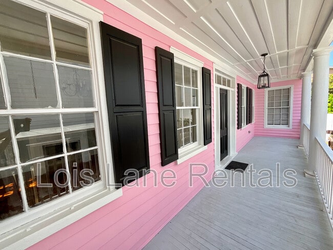 Photo - 104 Nassau St