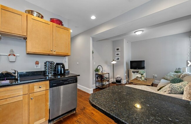 Photo - 16 Sewall St Unit 3