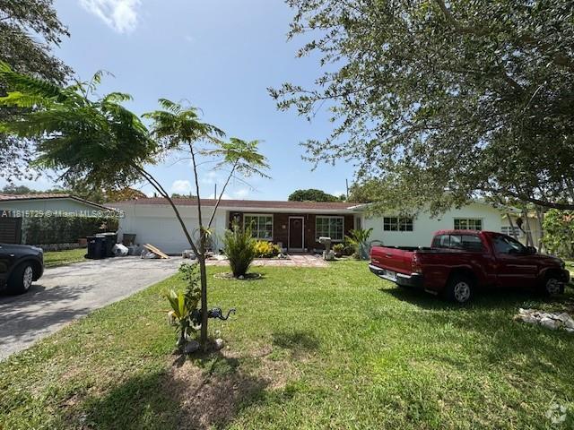 Building Photo - 6130 SW 64th Ave Rental