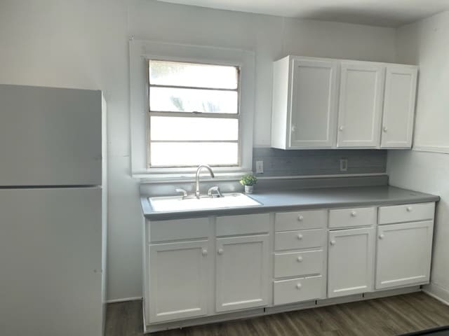 Photo - 1625 Pearl Ave