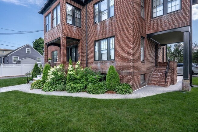 81 Butler St Unidad 2