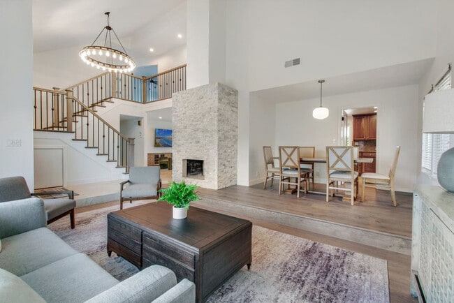 Photo - 20111 Glacier Cir